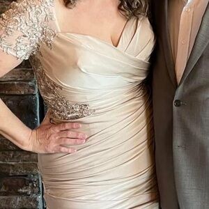 La Femme Plus Size Mother of the Bride Lace Back Satin Trumpet Gown 14